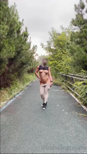 【2023-09-22】drinking cums on condom of 5 person
